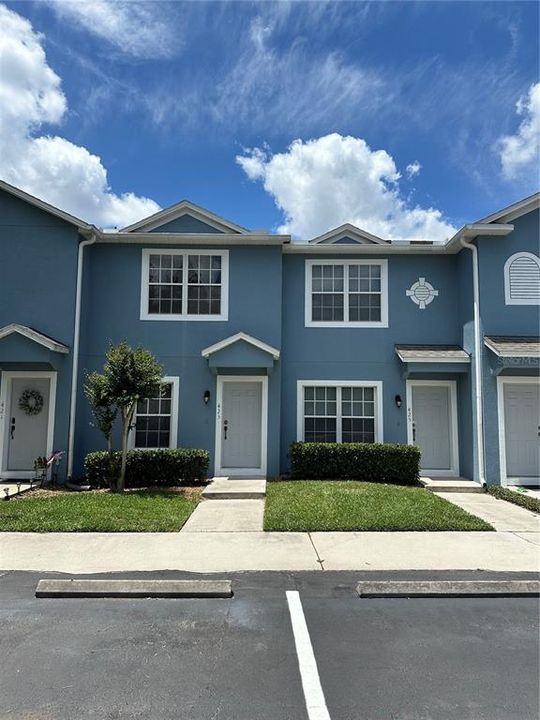 For Rent: $1,700 (2 beds, 2 baths, 1144 Square Feet)