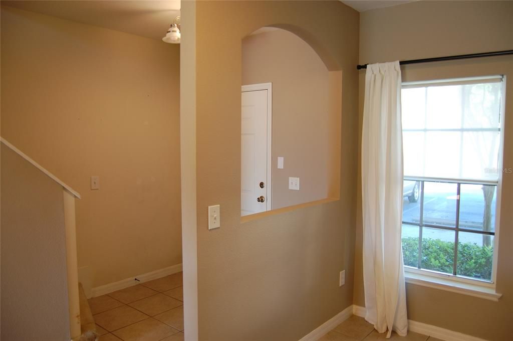 For Rent: $1,700 (2 beds, 2 baths, 1144 Square Feet)