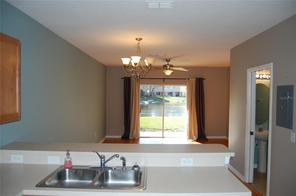 For Rent: $1,700 (2 beds, 2 baths, 1144 Square Feet)