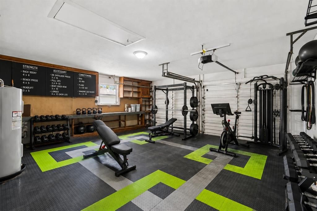 For Sale: $419,900 (3 beds, 2 baths, 1468 Square Feet)