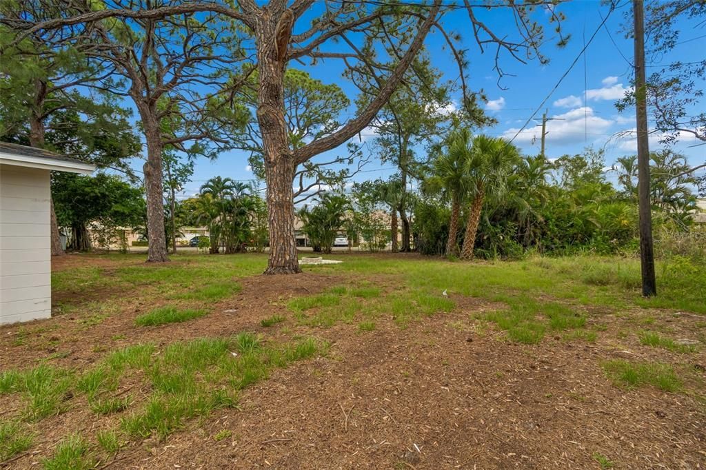 For Sale: $419,900 (3 beds, 2 baths, 1468 Square Feet)