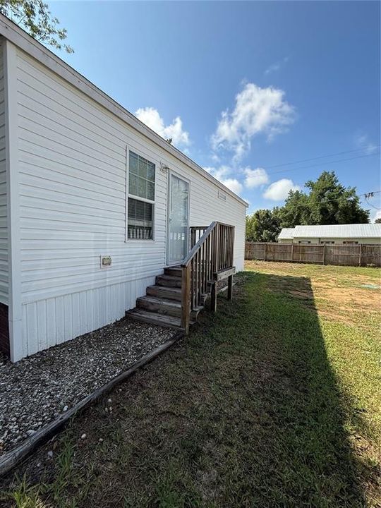 For Rent: $850 (1 beds, 1 baths, 500 Square Feet)