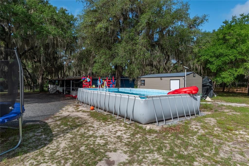 For Sale: $194,000 (4 beds, 2 baths, 1610 Square Feet)