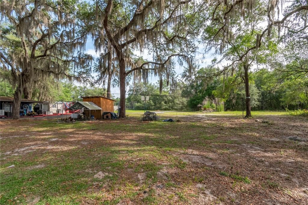For Sale: $194,000 (4 beds, 2 baths, 1610 Square Feet)
