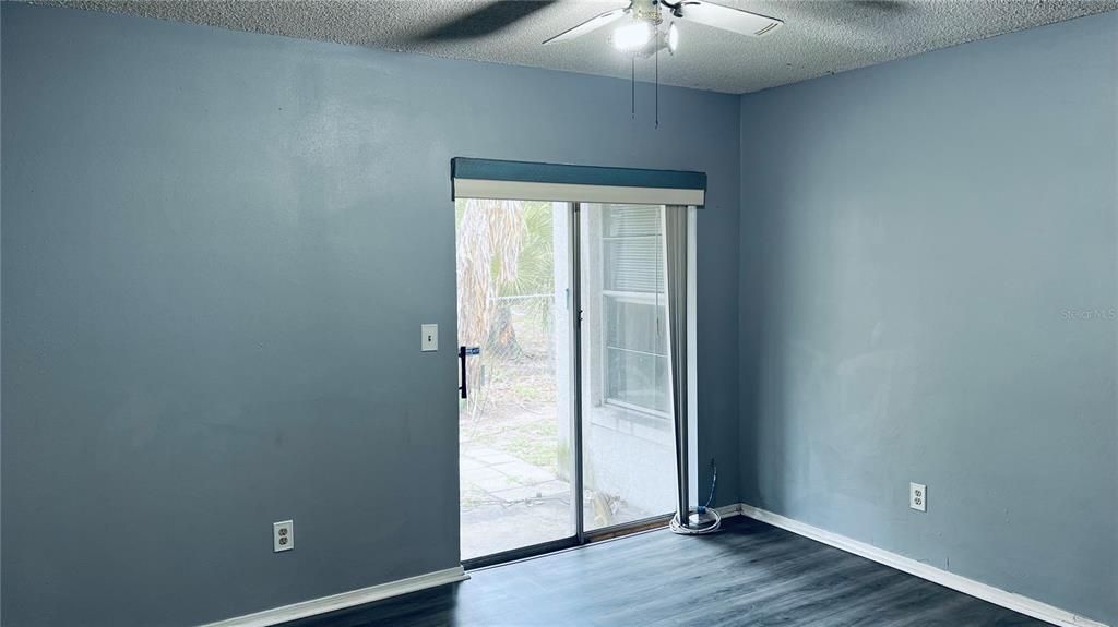 For Sale: $297,000 (3 beds, 2 baths, 1318 Square Feet)