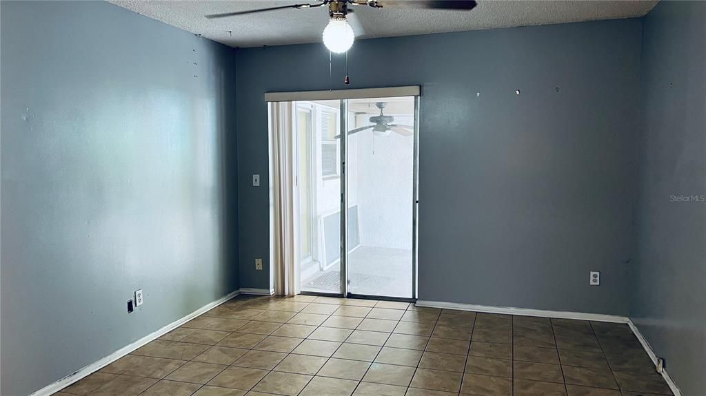 For Sale: $297,000 (3 beds, 2 baths, 1318 Square Feet)