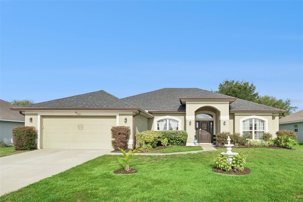 For Sale: $381,900 (4 beds, 2 baths, 2330 Square Feet)