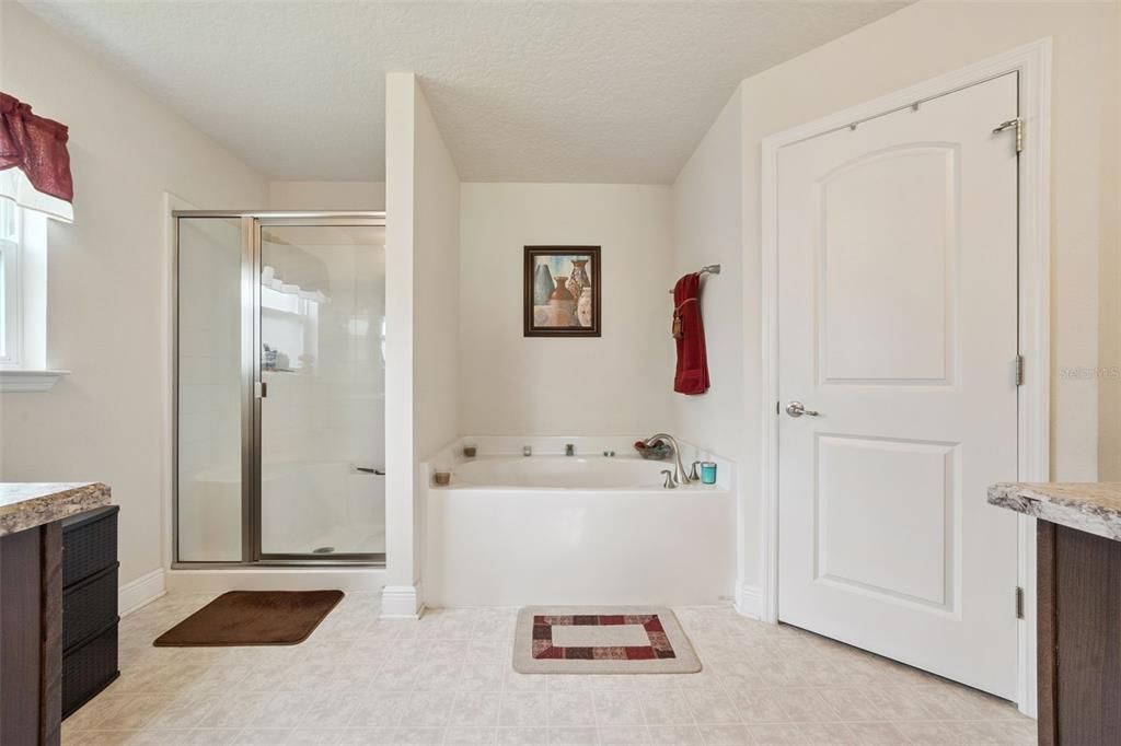 For Sale: $381,900 (4 beds, 2 baths, 2330 Square Feet)