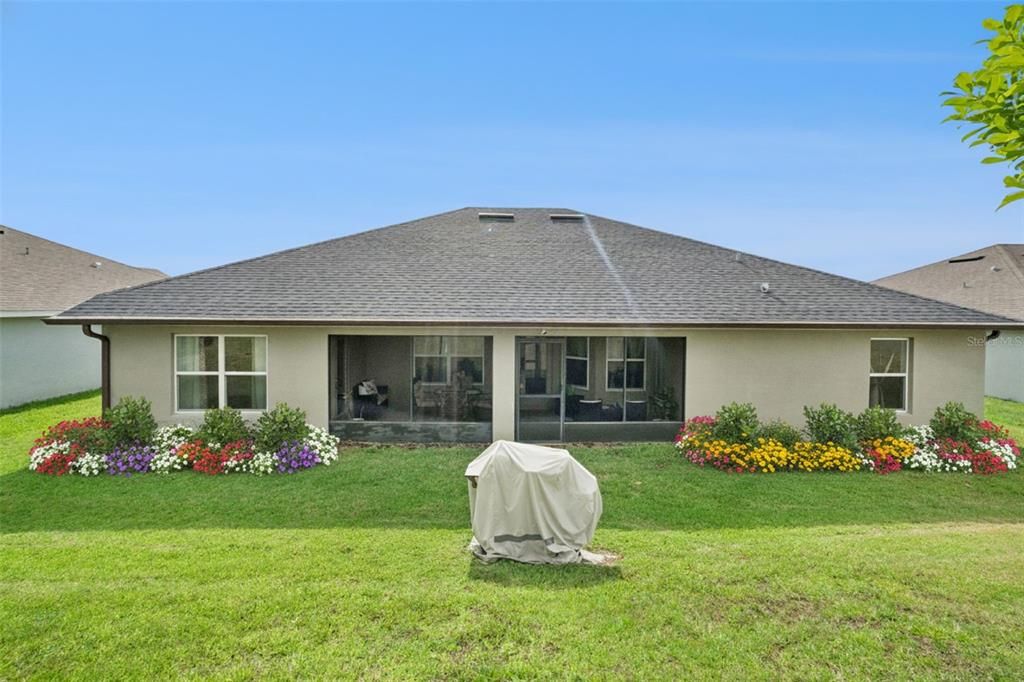 For Sale: $381,900 (4 beds, 2 baths, 2330 Square Feet)