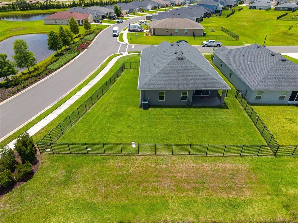 На продажу: $425,000 (4 спален, 2 ванн, 2029 Квадратных фут)