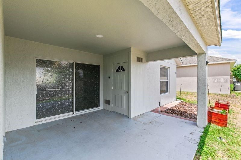 For Sale: $349,500 (4 beds, 2 baths, 1629 Square Feet)