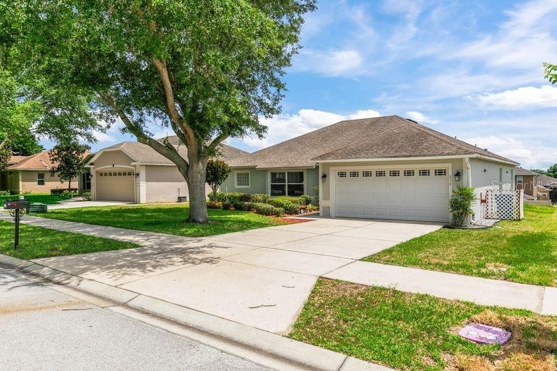 For Sale: $349,500 (4 beds, 2 baths, 1629 Square Feet)