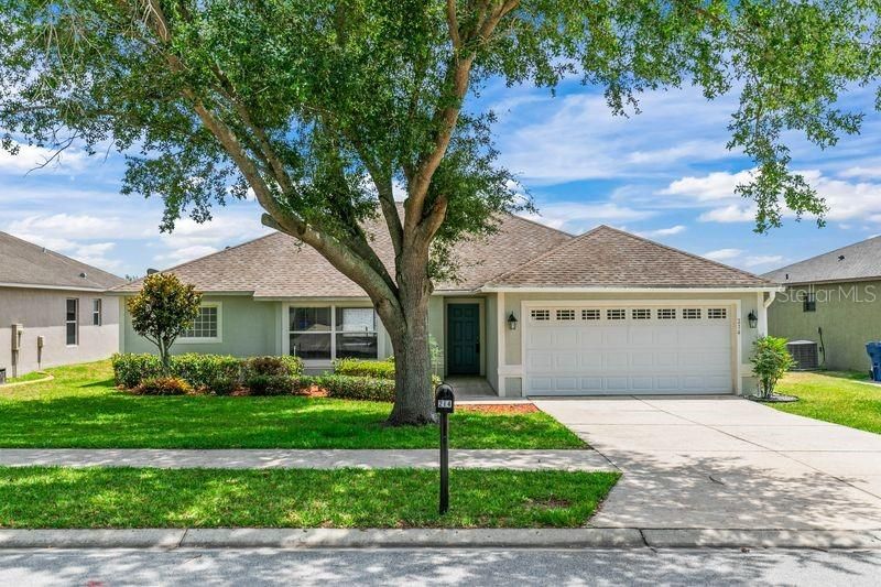 For Sale: $349,500 (4 beds, 2 baths, 1629 Square Feet)