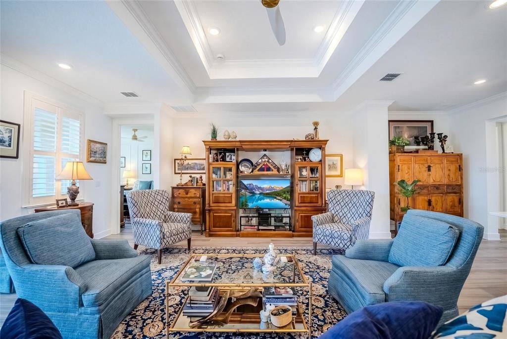 For Sale: $634,436 (2 beds, 2 baths, 2304 Square Feet)