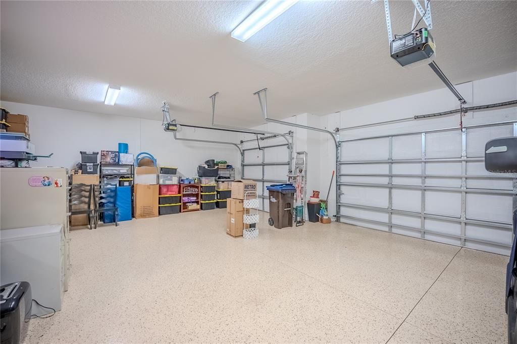 For Sale: $634,436 (2 beds, 2 baths, 2304 Square Feet)