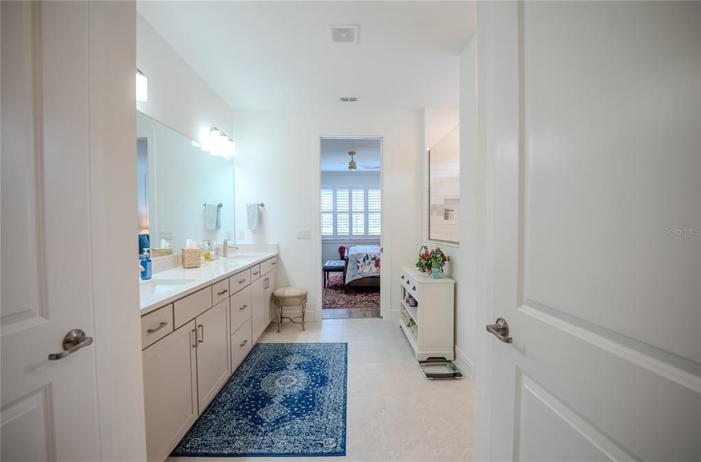 For Sale: $634,436 (2 beds, 2 baths, 2304 Square Feet)