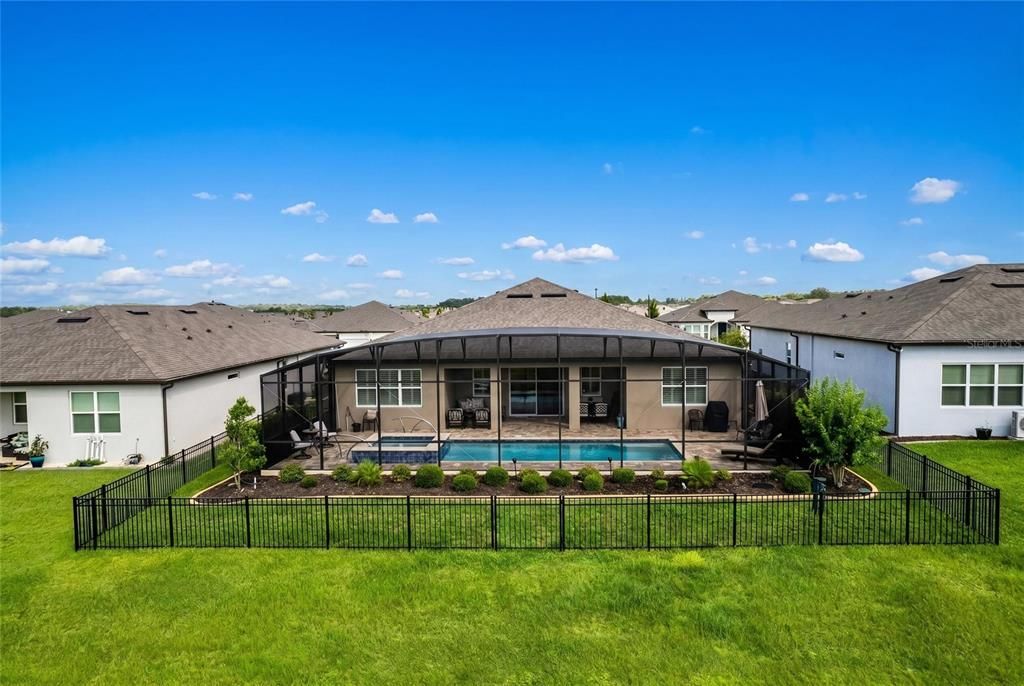 For Sale: $634,436 (2 beds, 2 baths, 2304 Square Feet)
