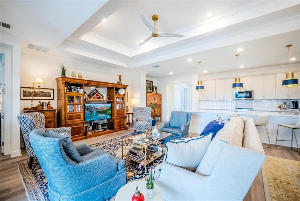 For Sale: $634,436 (2 beds, 2 baths, 2304 Square Feet)