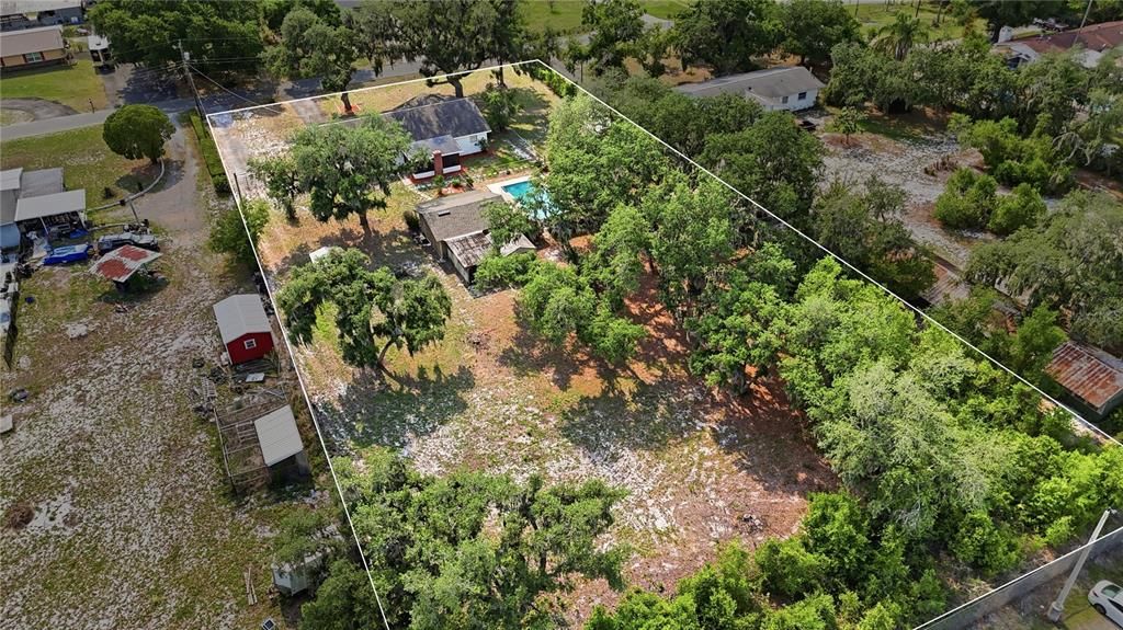 Под контрактом: $365,000 (3 спален, 2 ванн, 1803 Квадратных фут)