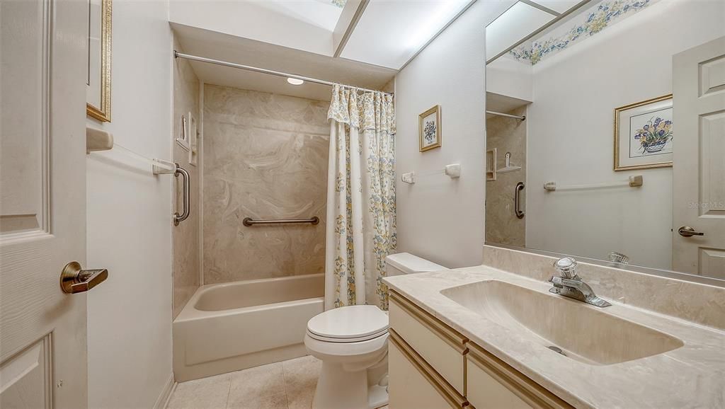 For Sale: $349,000 (2 beds, 2 baths, 1513 Square Feet)