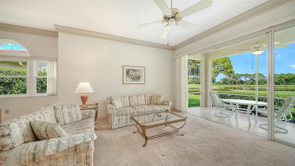 For Sale: $349,000 (2 beds, 2 baths, 1513 Square Feet)