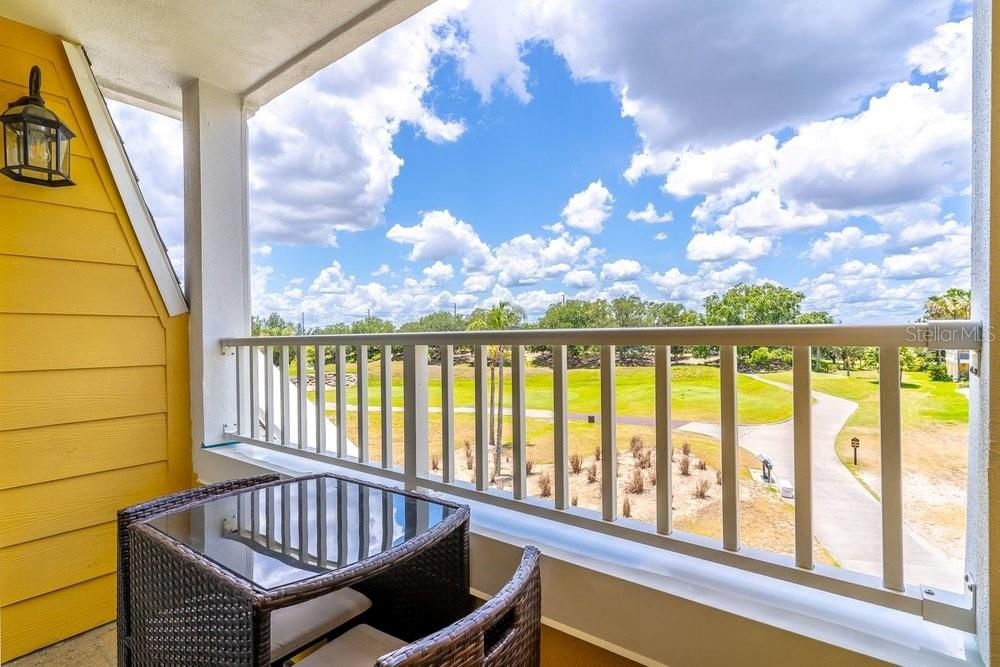 For Sale: $179,000 (1 beds, 1 baths, 823 Square Feet)