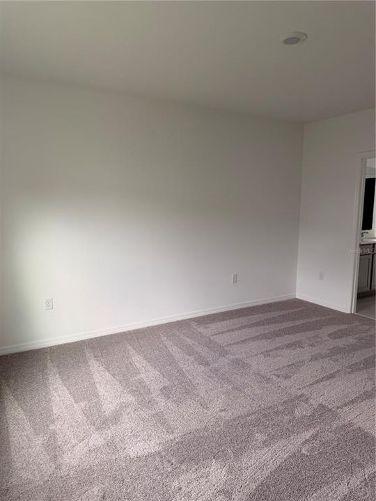 Active With Contract: $394,990 (4 beds, 2 baths, 2182 Square Feet)