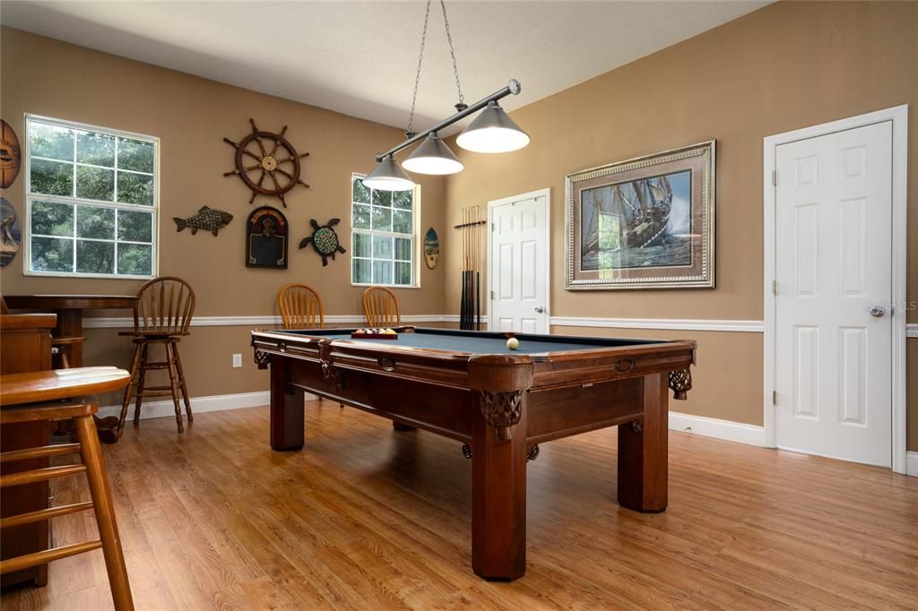 For Sale: $649,900 (3 beds, 2 baths, 2318 Square Feet)
