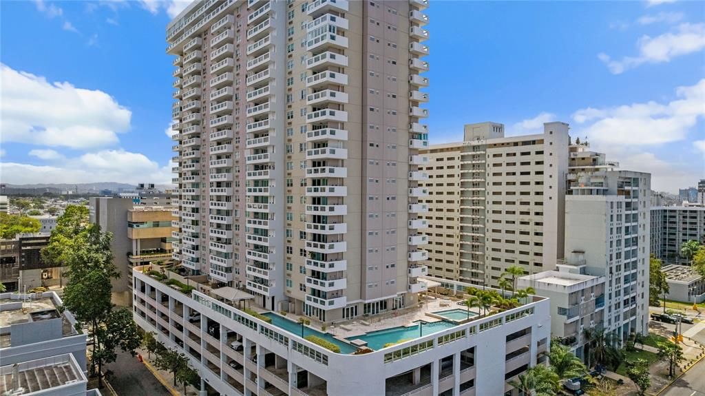 For Sale: $535,000 (2 beds, 2 baths, 1584 Square Feet)