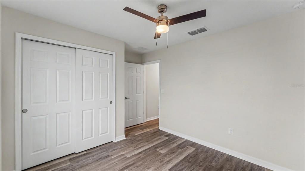 For Sale: $289,900 (3 beds, 2 baths, 1579 Square Feet)