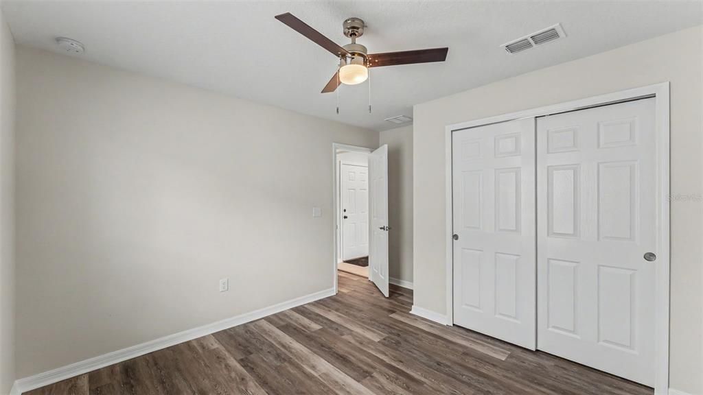 For Sale: $289,900 (3 beds, 2 baths, 1579 Square Feet)