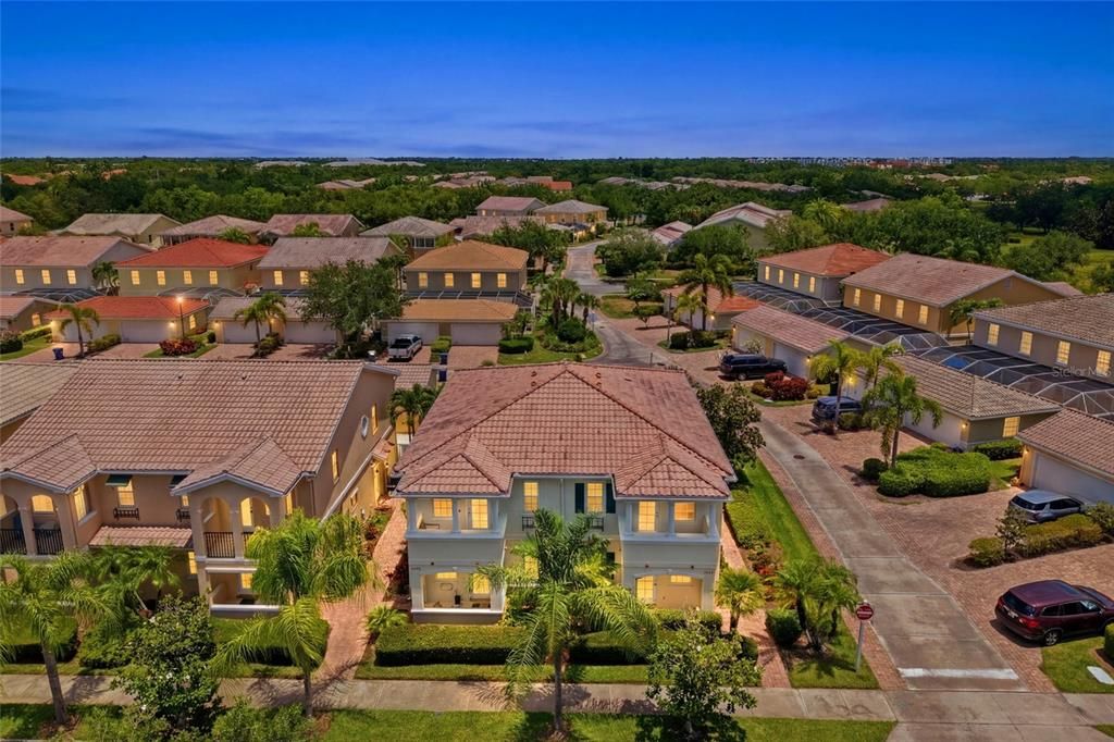 For Sale: $425,000 (3 beds, 3 baths, 1844 Square Feet)