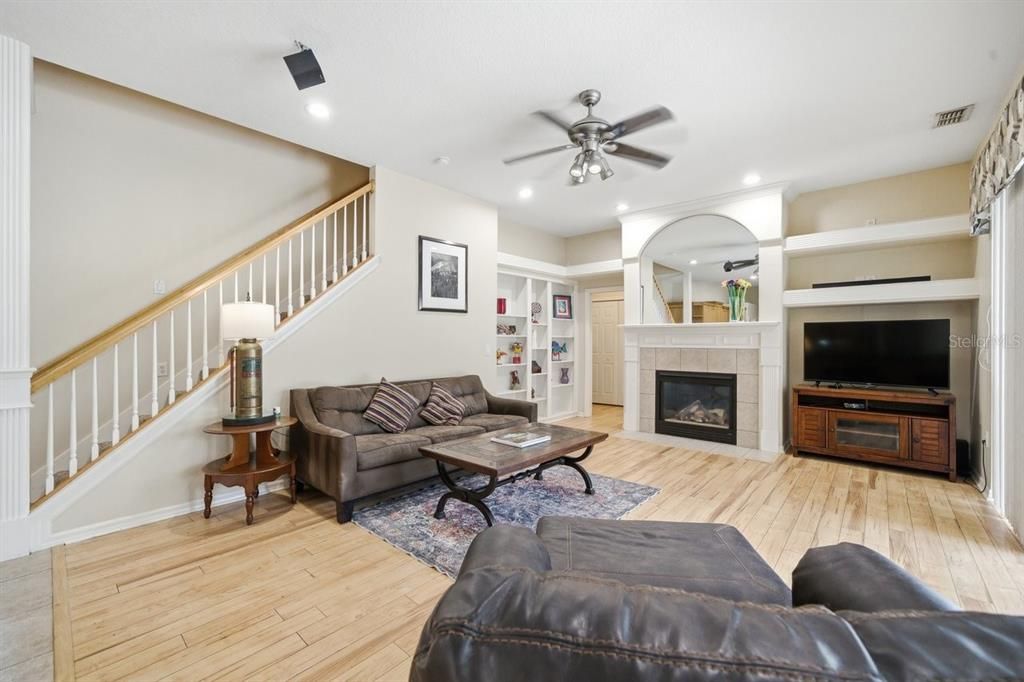 For Sale: $650,000 (5 beds, 3 baths, 3317 Square Feet)