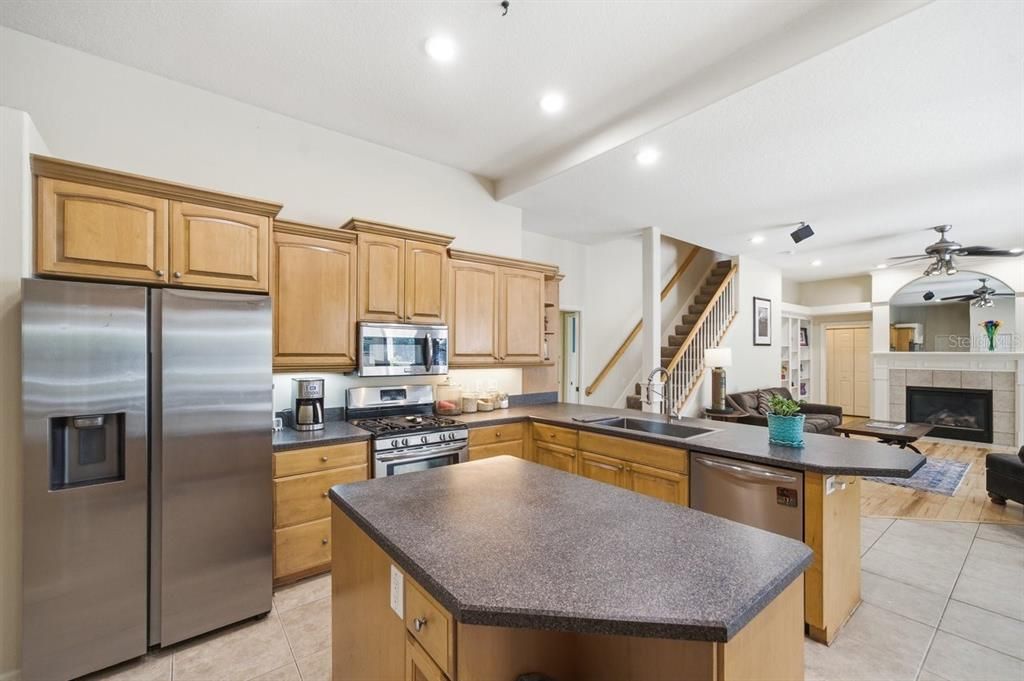 For Sale: $650,000 (5 beds, 3 baths, 3317 Square Feet)