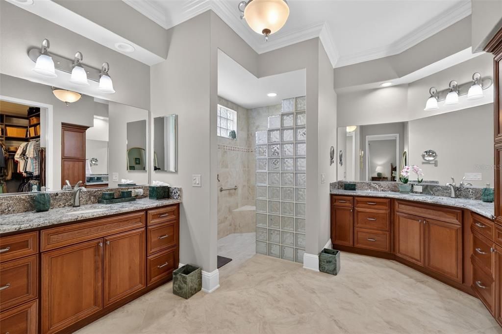 For Sale: $1,195,000 (4 beds, 3 baths, 3371 Square Feet)