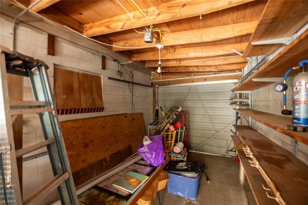 For Sale: $295,000 (4 beds, 2 baths, 1705 Square Feet)