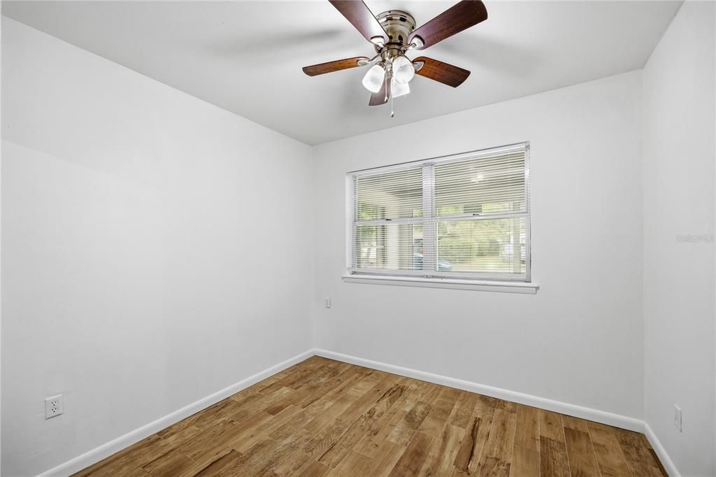 For Sale: $295,000 (4 beds, 2 baths, 1705 Square Feet)