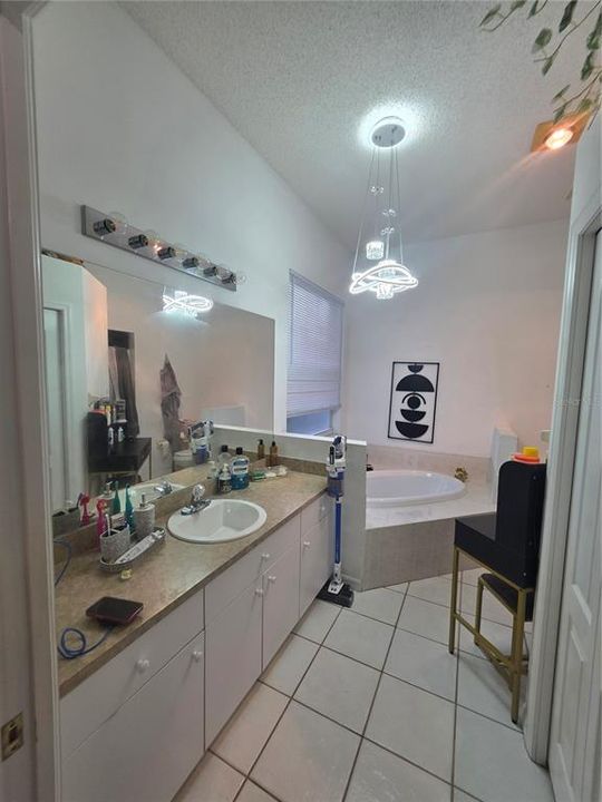 На продажу: $489,900 (3 спален, 2 ванн, 1603 Квадратных фут)