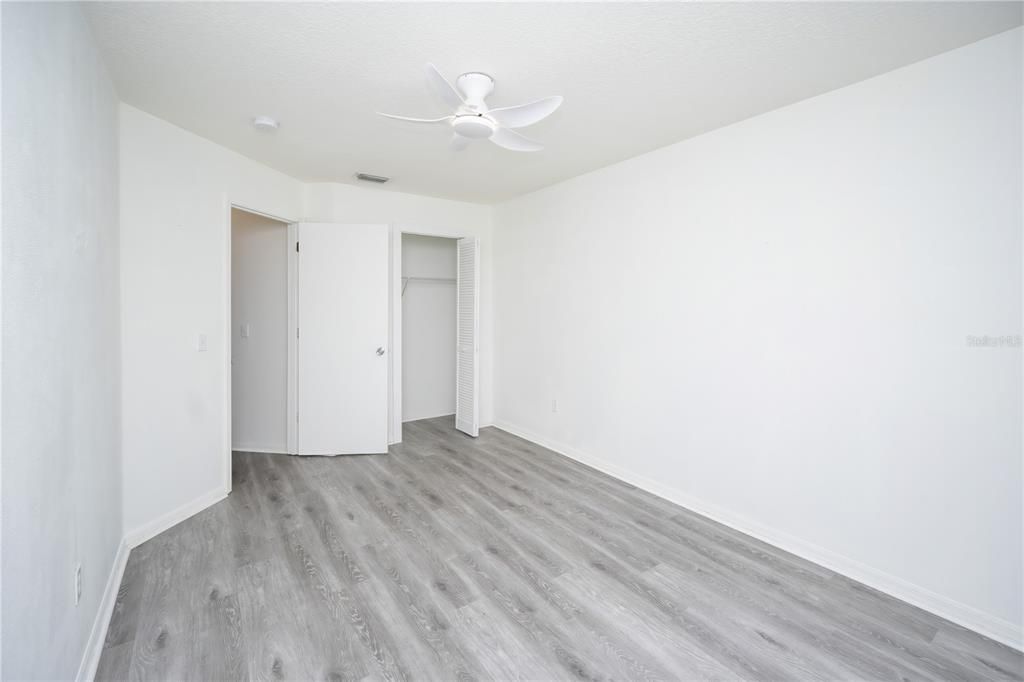 En Venta: $274,000 (4 camas, 3 baños, 1748 Pies cuadrados)