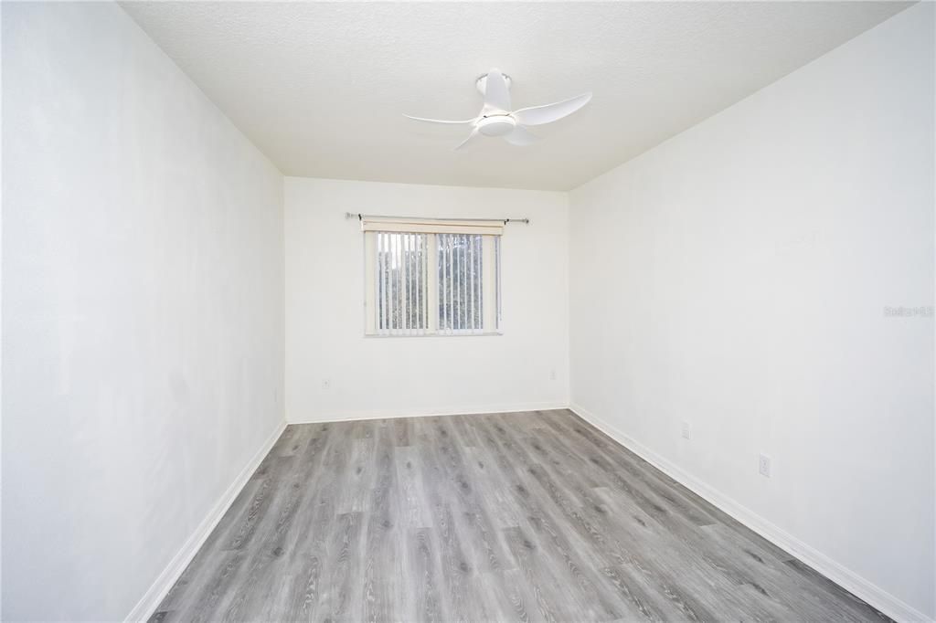 En Venta: $274,000 (4 camas, 3 baños, 1748 Pies cuadrados)