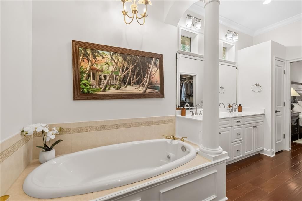 На продажу: $639,000 (3 спален, 2 ванн, 1950 Квадратных фут)