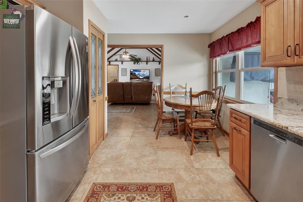 For Sale: $489,000 (2 beds, 2 baths, 1542 Square Feet)