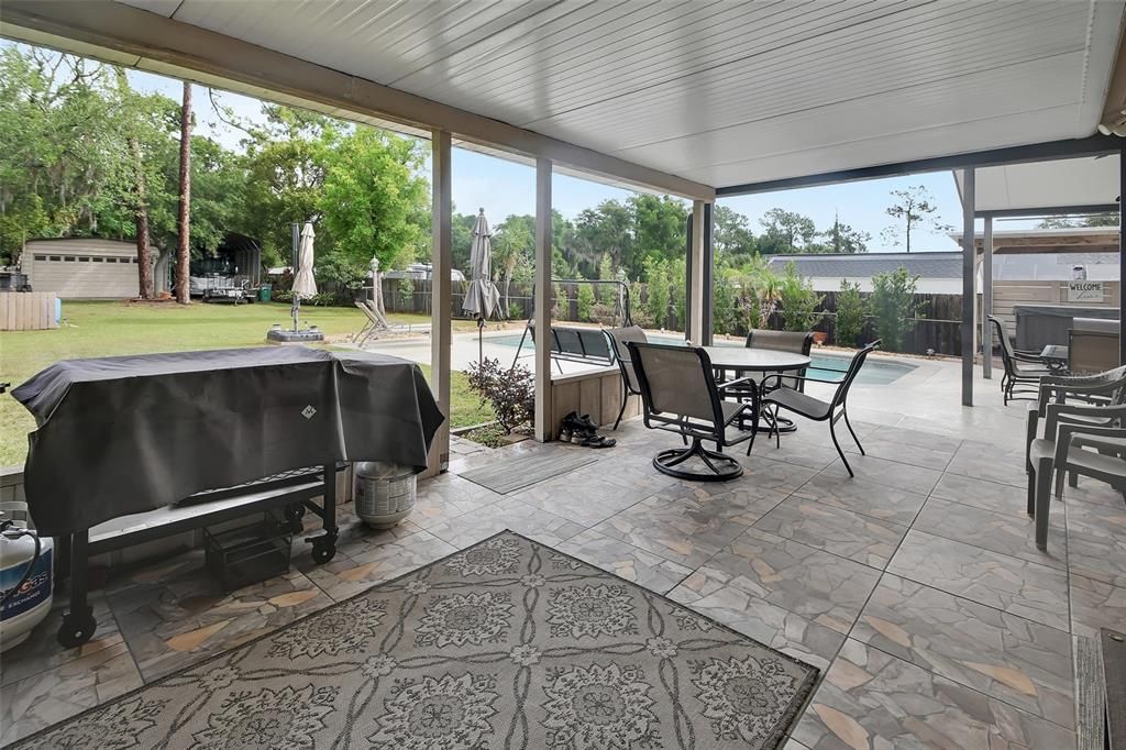 For Sale: $489,000 (2 beds, 2 baths, 1542 Square Feet)