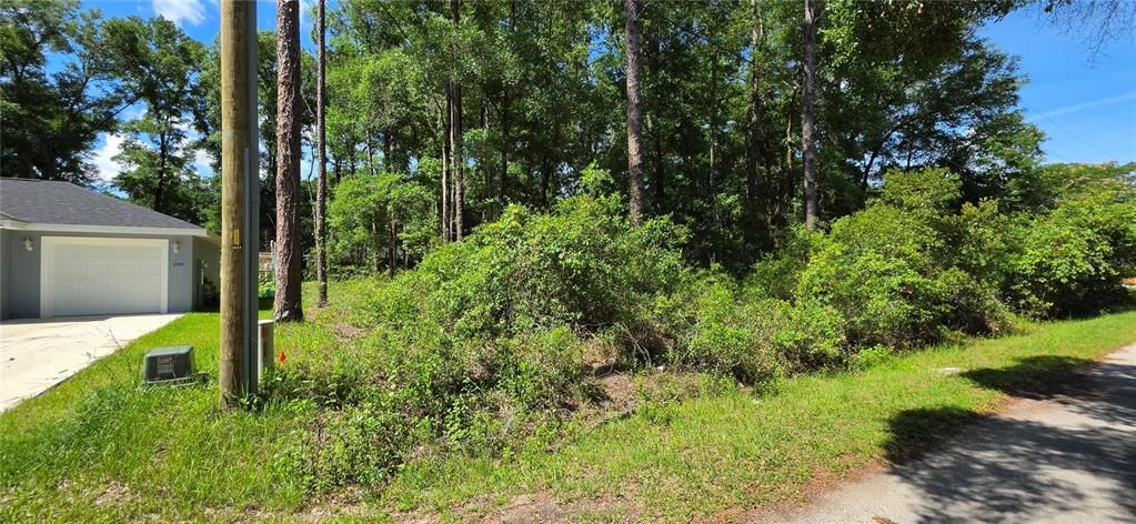 На продажу: $40,000 (0.23 acres)