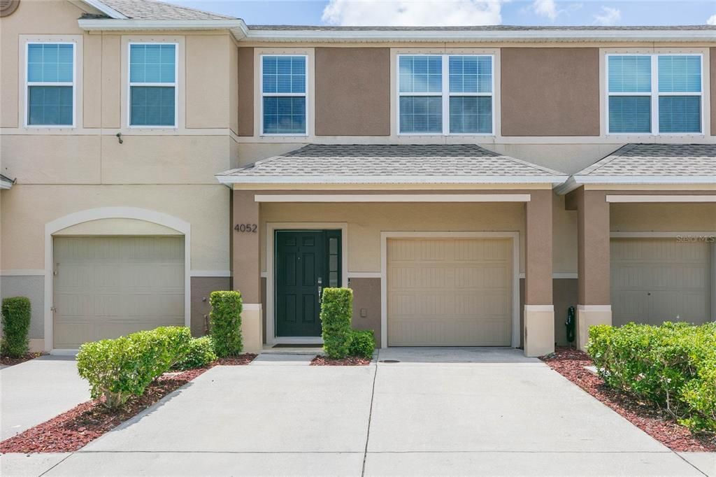 For Sale: $380,000 (3 beds, 2 baths, 1420 Square Feet)