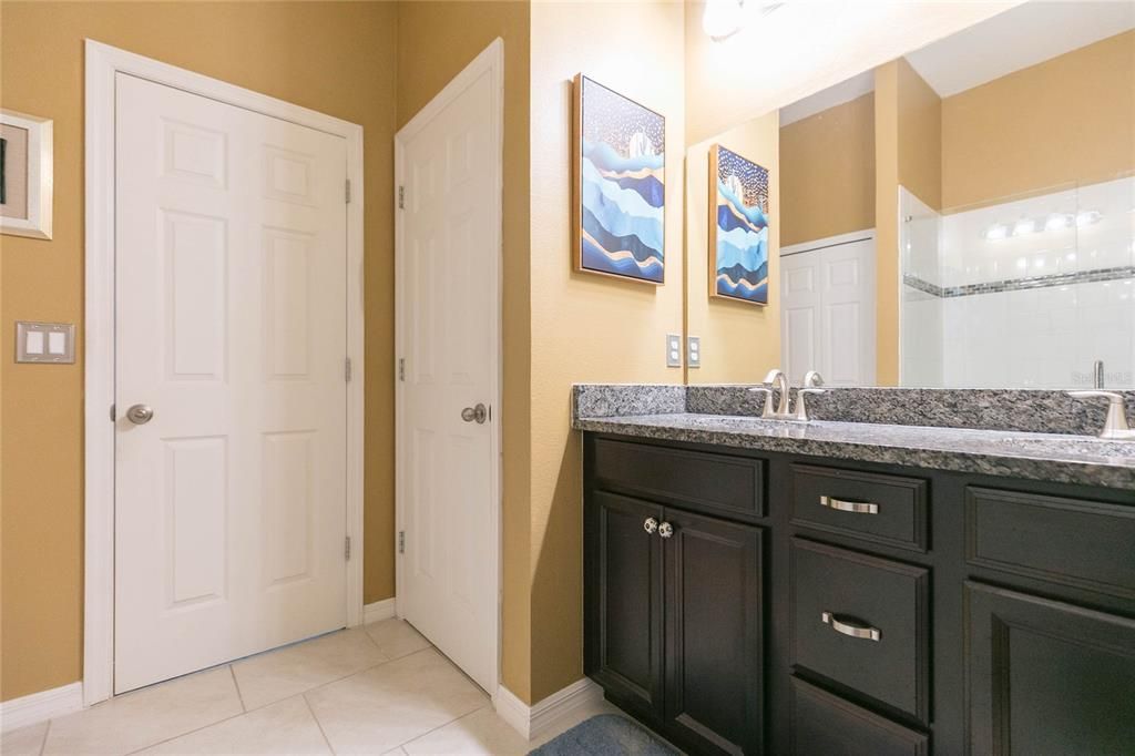 For Sale: $380,000 (3 beds, 2 baths, 1420 Square Feet)