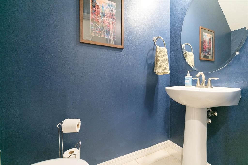 For Sale: $380,000 (3 beds, 2 baths, 1420 Square Feet)