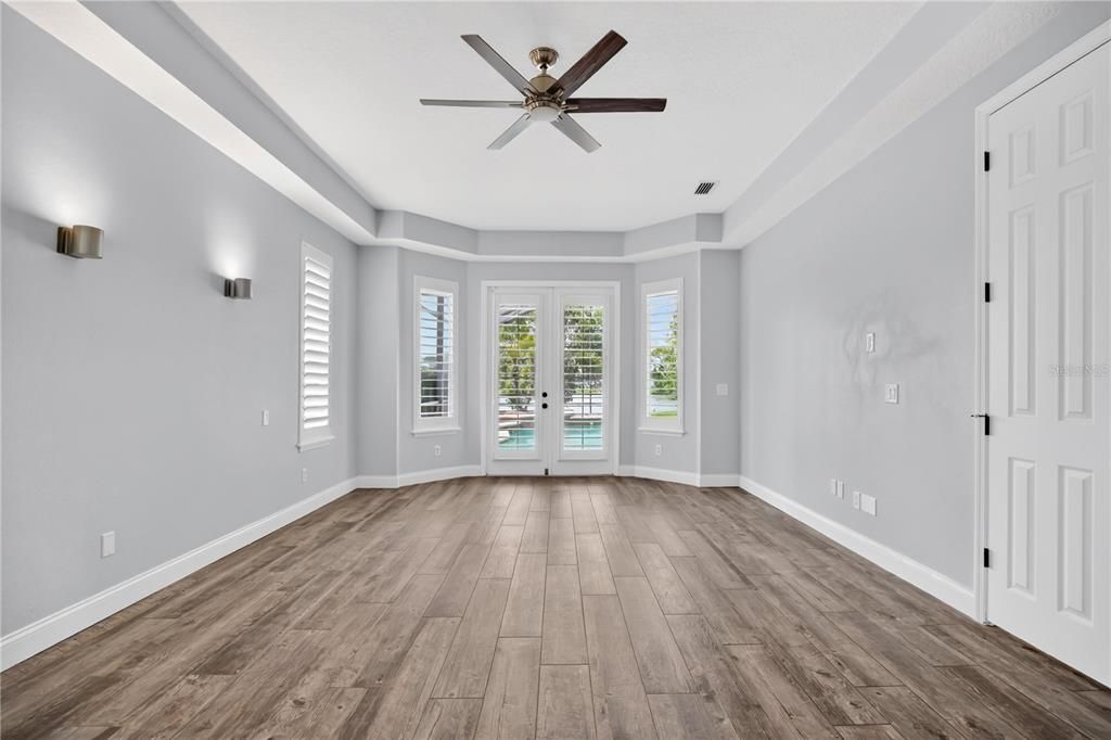 Active With Contract: $1,200,000 (5 beds, 4 baths, 3238 Square Feet)