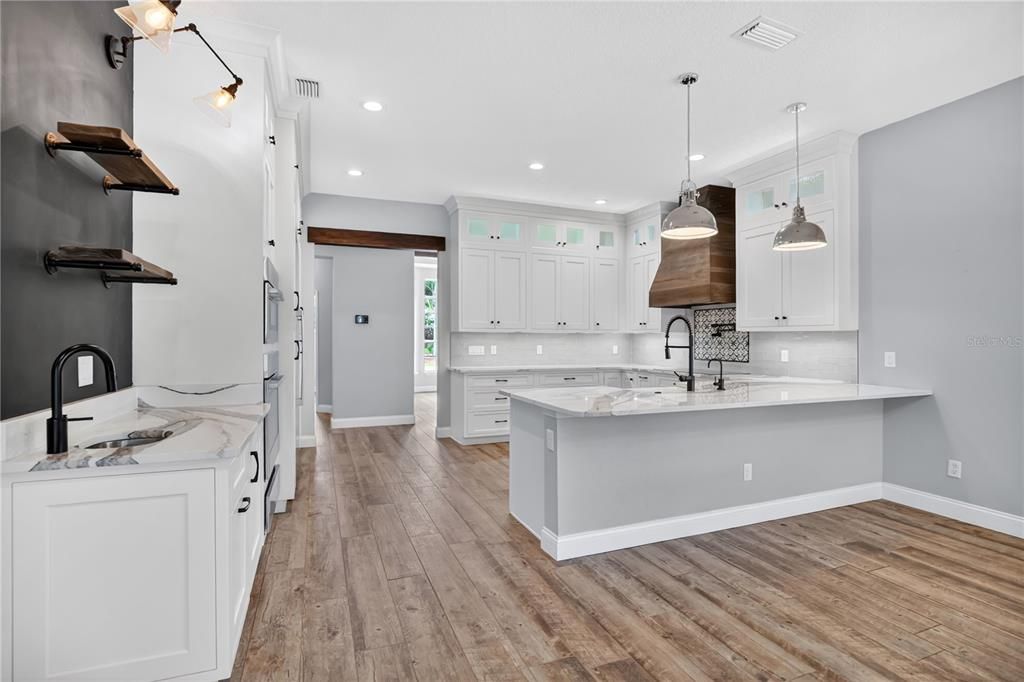 Active With Contract: $1,200,000 (5 beds, 4 baths, 3238 Square Feet)