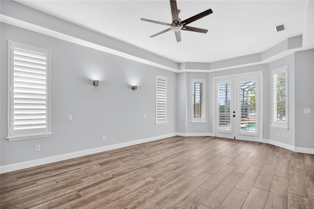 Active With Contract: $1,200,000 (5 beds, 4 baths, 3238 Square Feet)